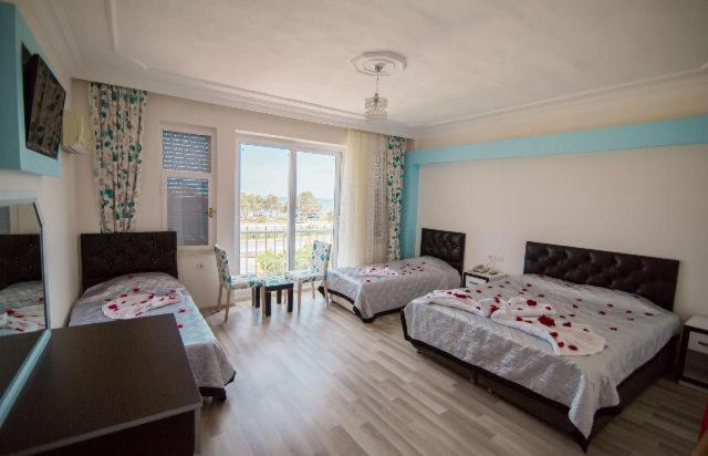 Deniz Hotel Finike Eksteriør bilde